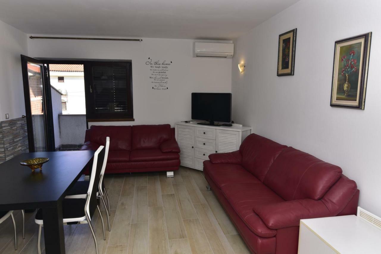 Apartments Matthew & Oscar Порат Екстер'єр фото