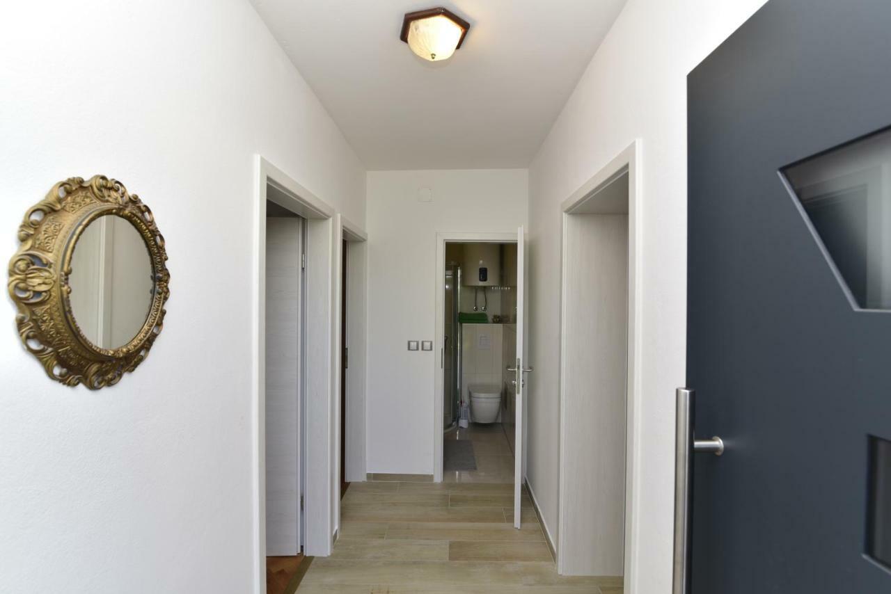 Apartments Matthew & Oscar Порат Екстер'єр фото