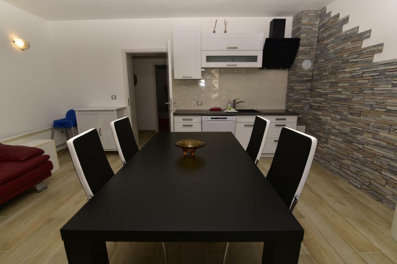 Apartments Matthew & Oscar Порат Екстер'єр фото